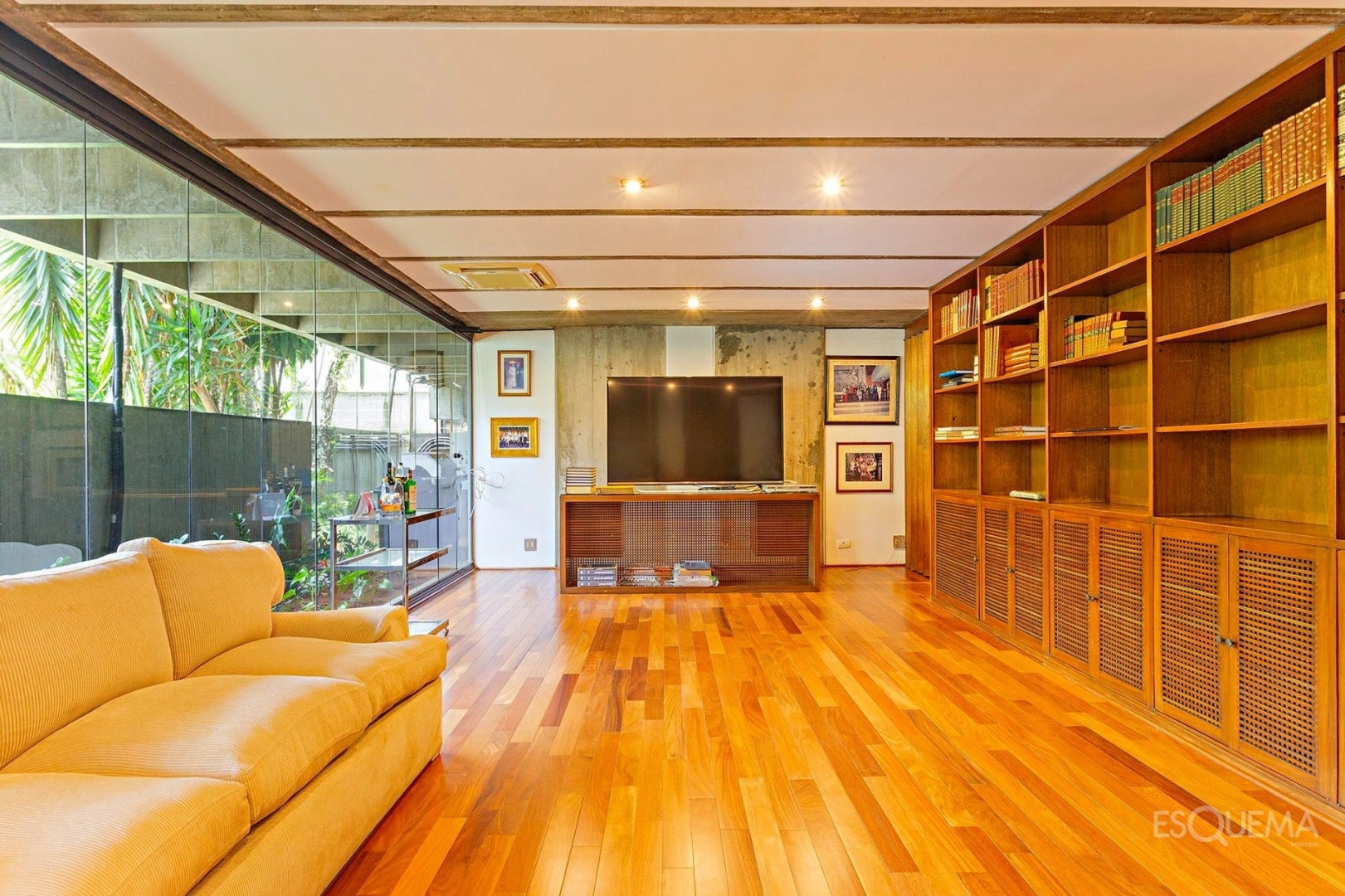 Casa modernista com vista para o Parque Ibirapuera no Jardim Luzitânia - Imagem 8