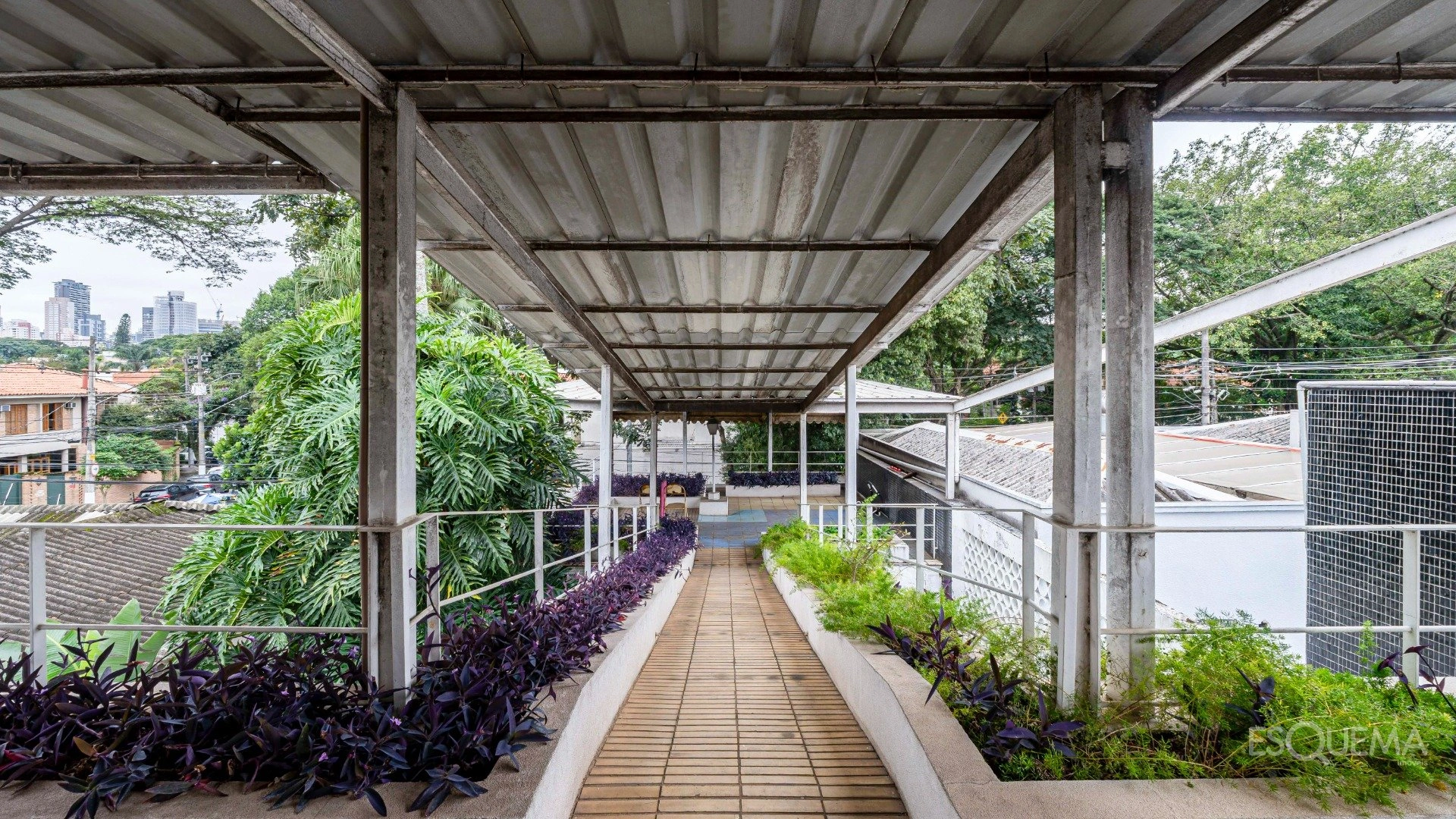 Casa para reforma no Jardim Paulistano - Imagem 15