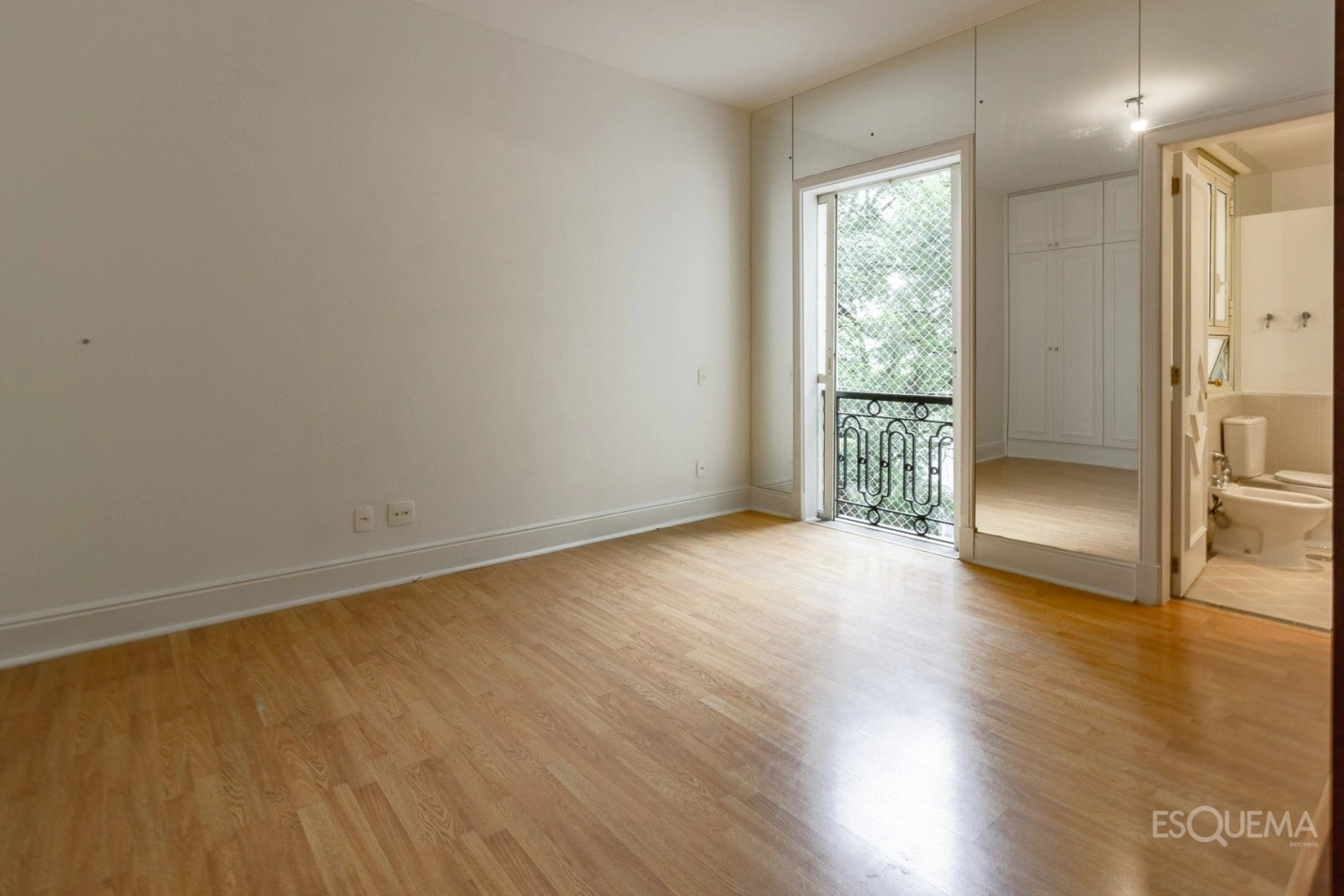 Apartamento reformado para locação no Place des Vosges - Imagem 6