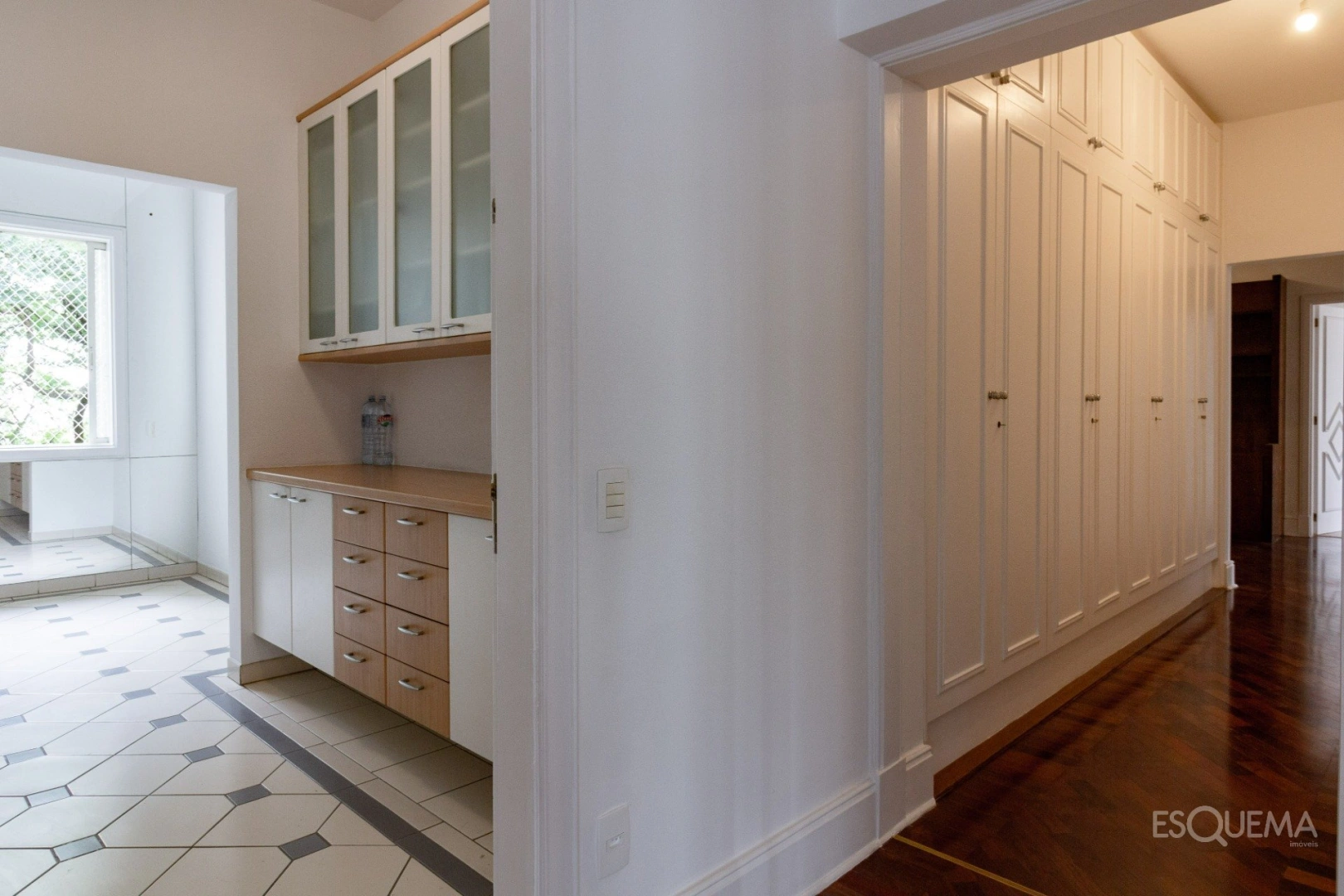 Apartamento reformado para locação no Place des Vosges - Imagem 7