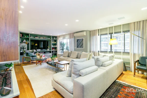 Apartamento contemporâneo e reformado em rua valorizada do Itaim Bibi