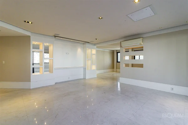 Apartamento em Moema com área de lazer completa