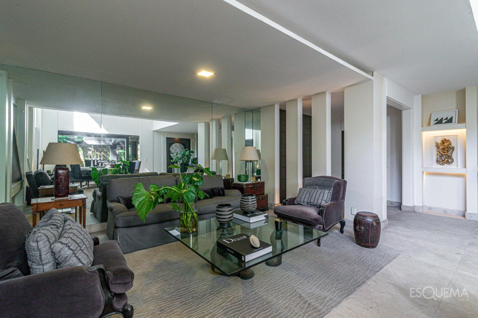 Casa comercial em localização estratégica próxima ao Jockey Club - Imagem 6