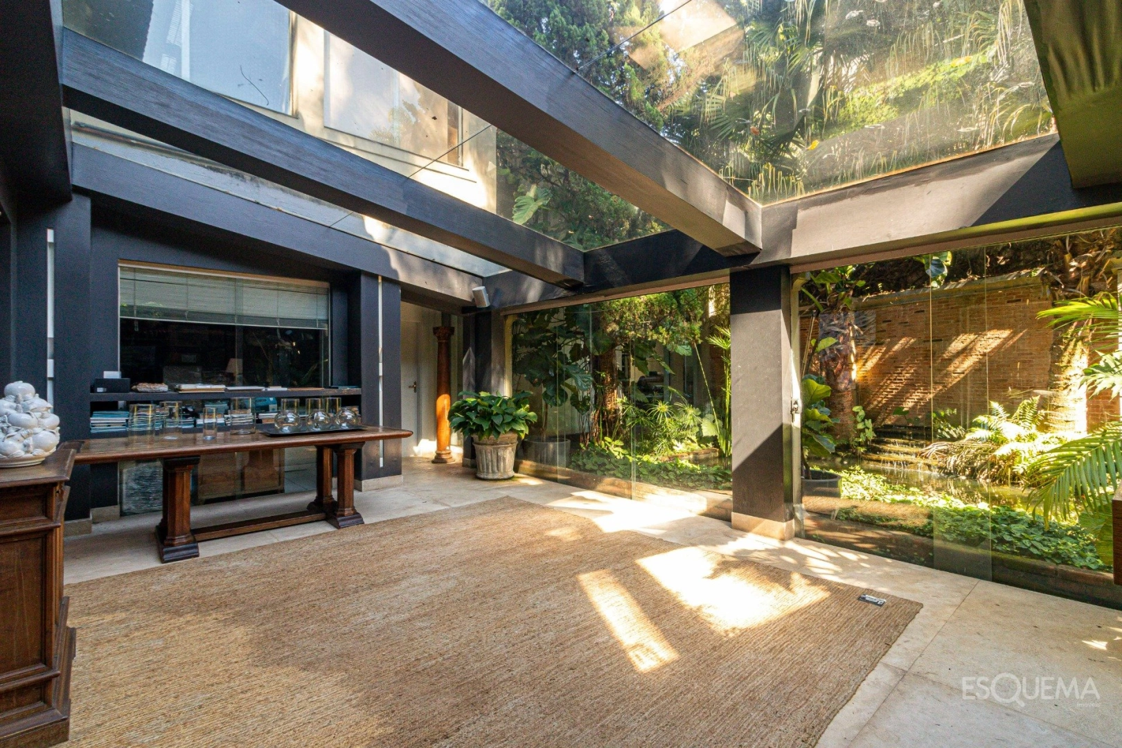 Casa comercial em localização estratégica próxima ao Jockey Club - Imagem 9