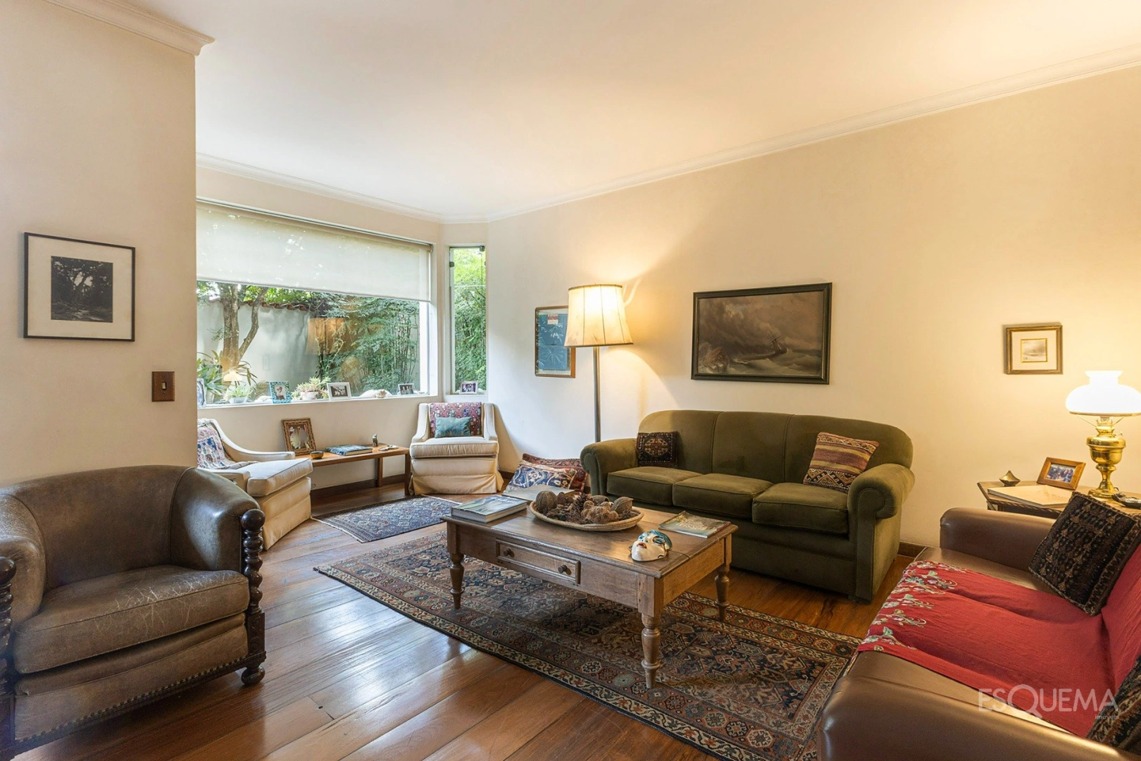 Casa para retrofit em rua tranquila no Jardim Paulistano - Imagem 4