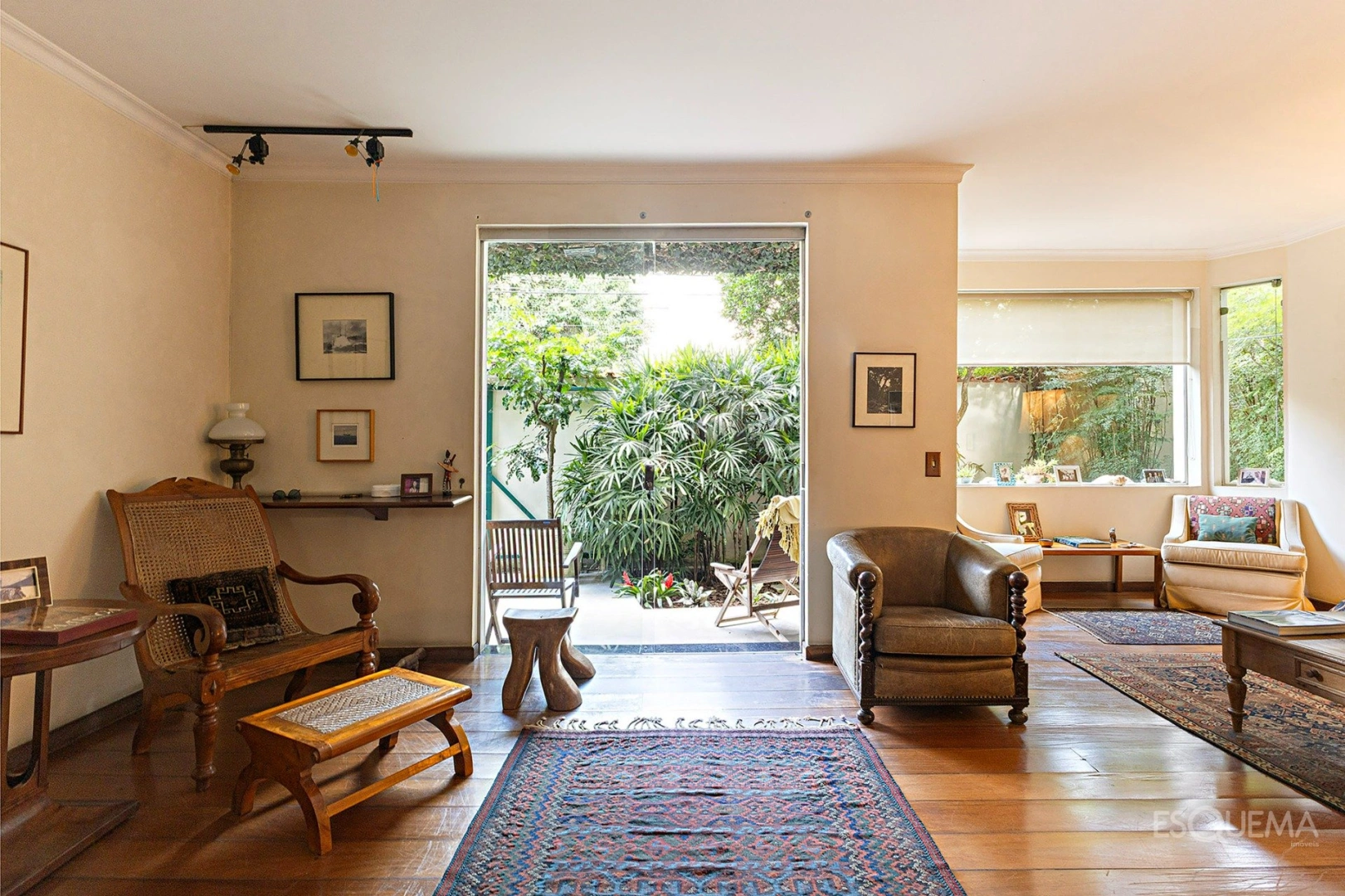 Casa para retrofit em rua tranquila no Jardim Paulistano - Imagem 7
