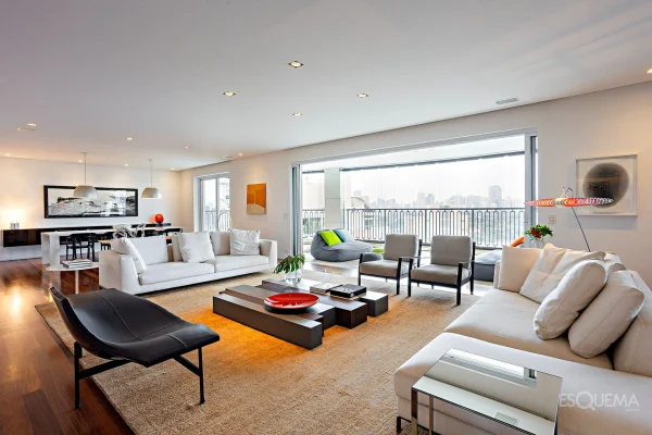 Apartamento de 392 m² com vista permanente para o Jardim Europa
