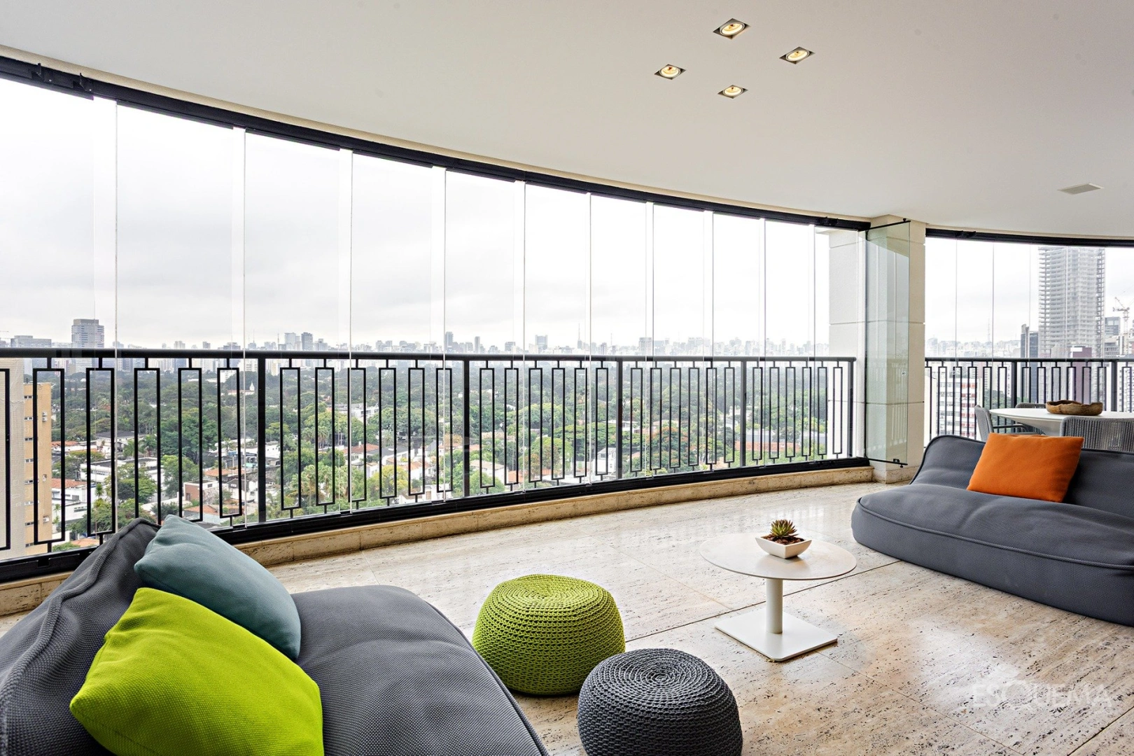 Apartamento de 392 m² com vista permanente para o Jardim Europa - Imagem 3
