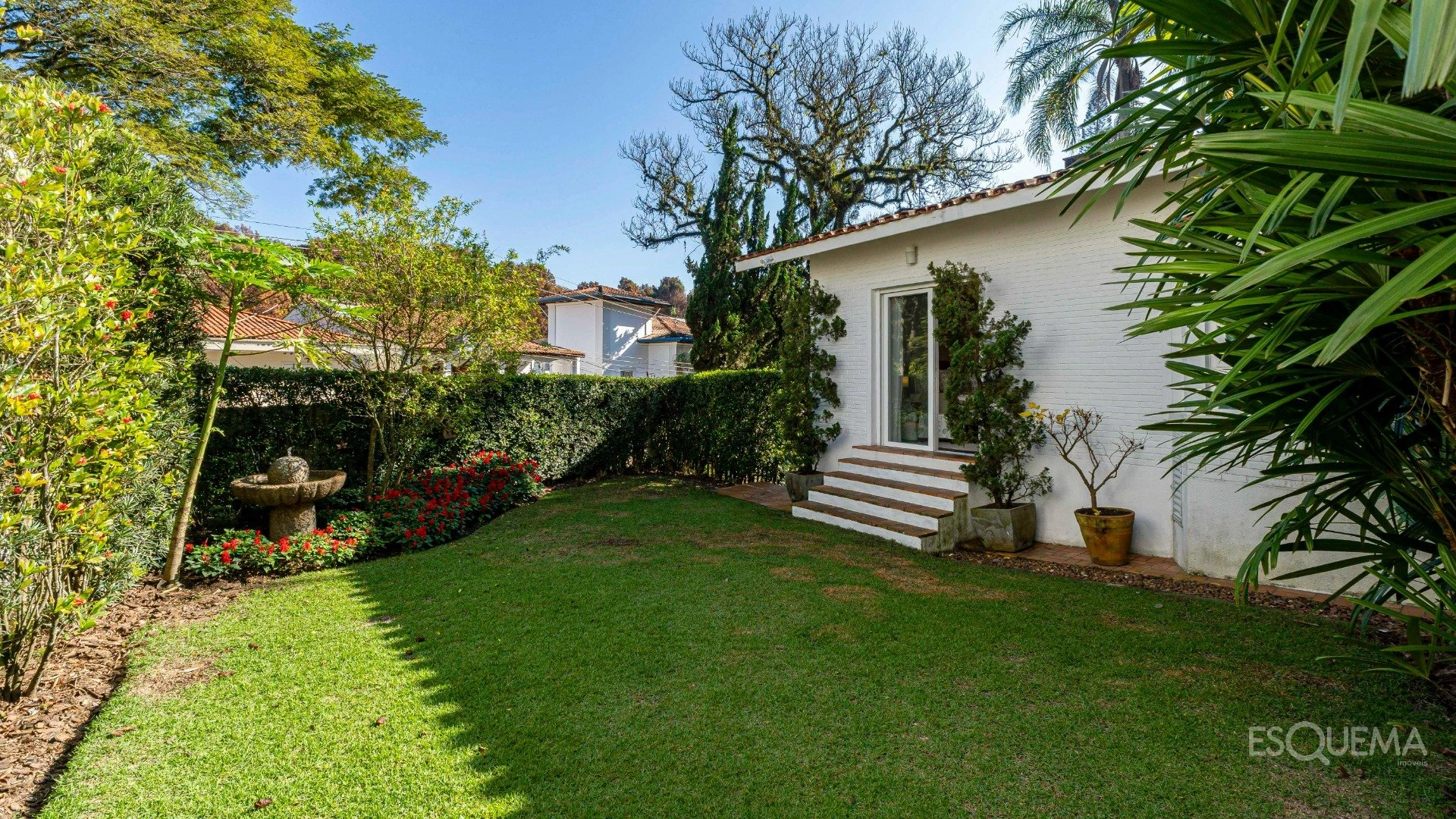 Casa com paisagismo e ambientes integrados no Alto da Boa Vista - Imagem 14