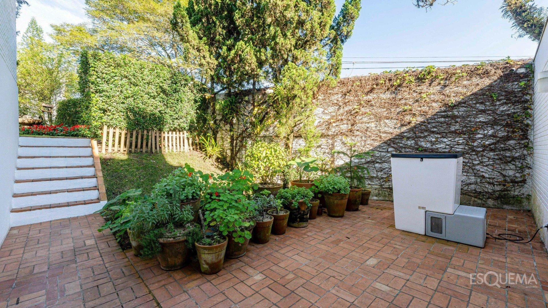 Casa com paisagismo e ambientes integrados no Alto da Boa Vista - Imagem 15