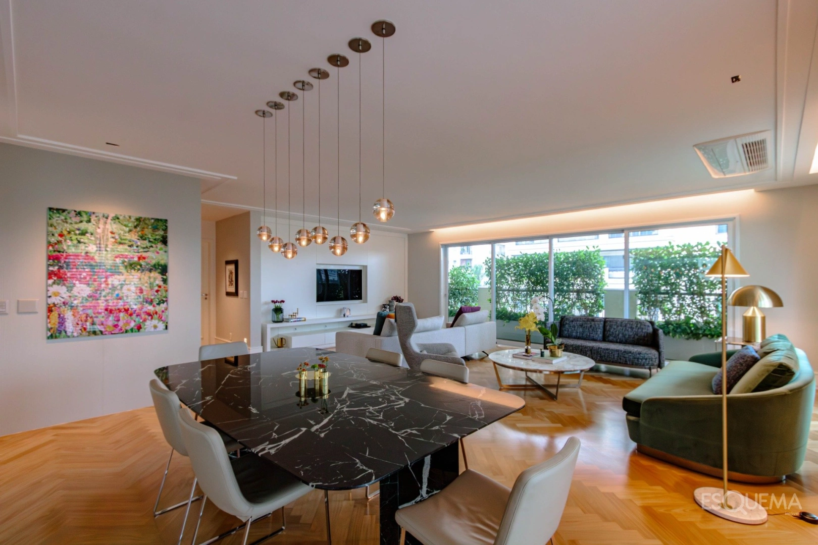 Apartamento reformado com vista permanente para o verde - Imagem 1