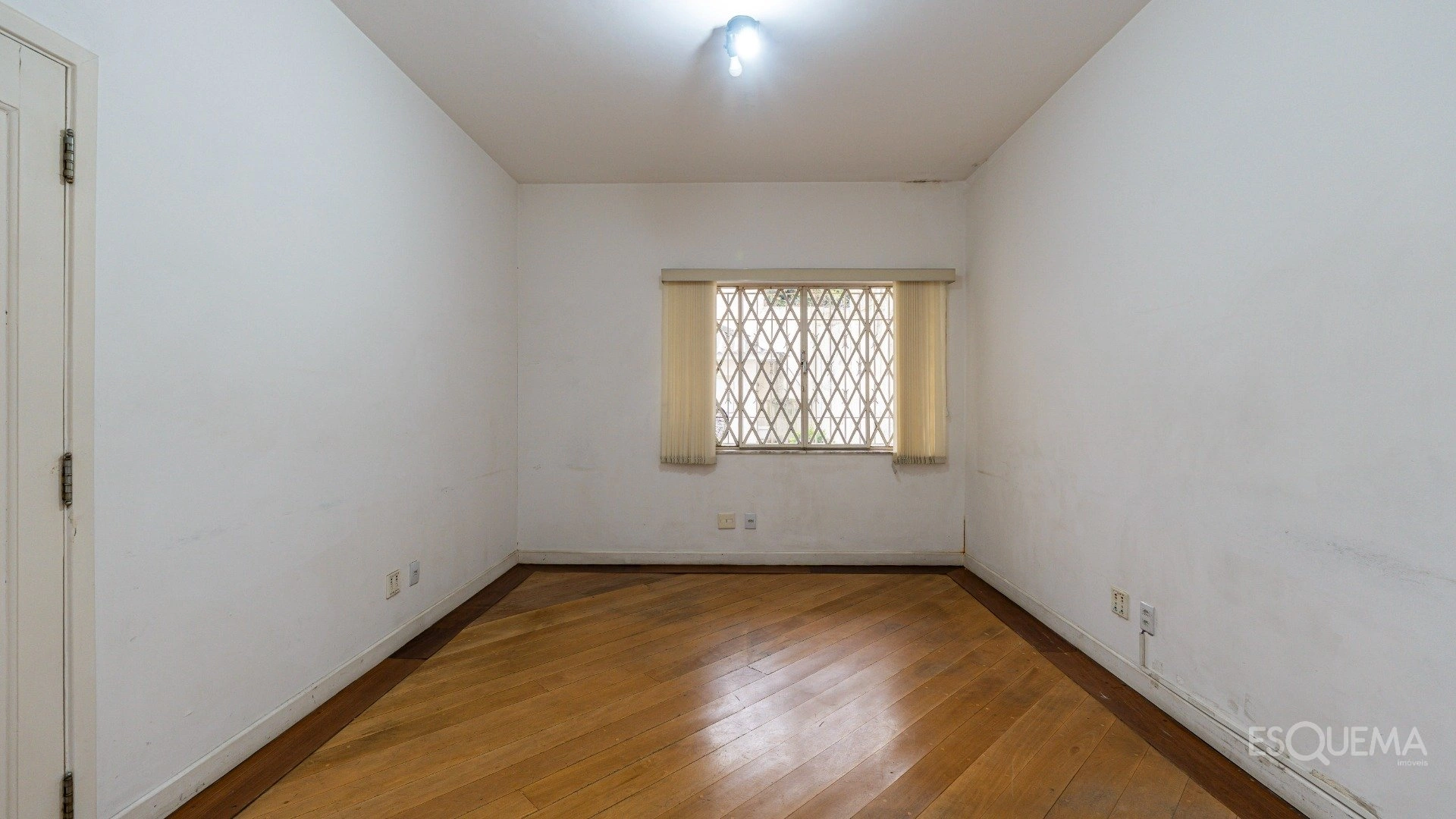 Casa comercial próxima à Avenida Brigadeiro Luís Antônio e ao Parque Ibirapuera - Imagem 11