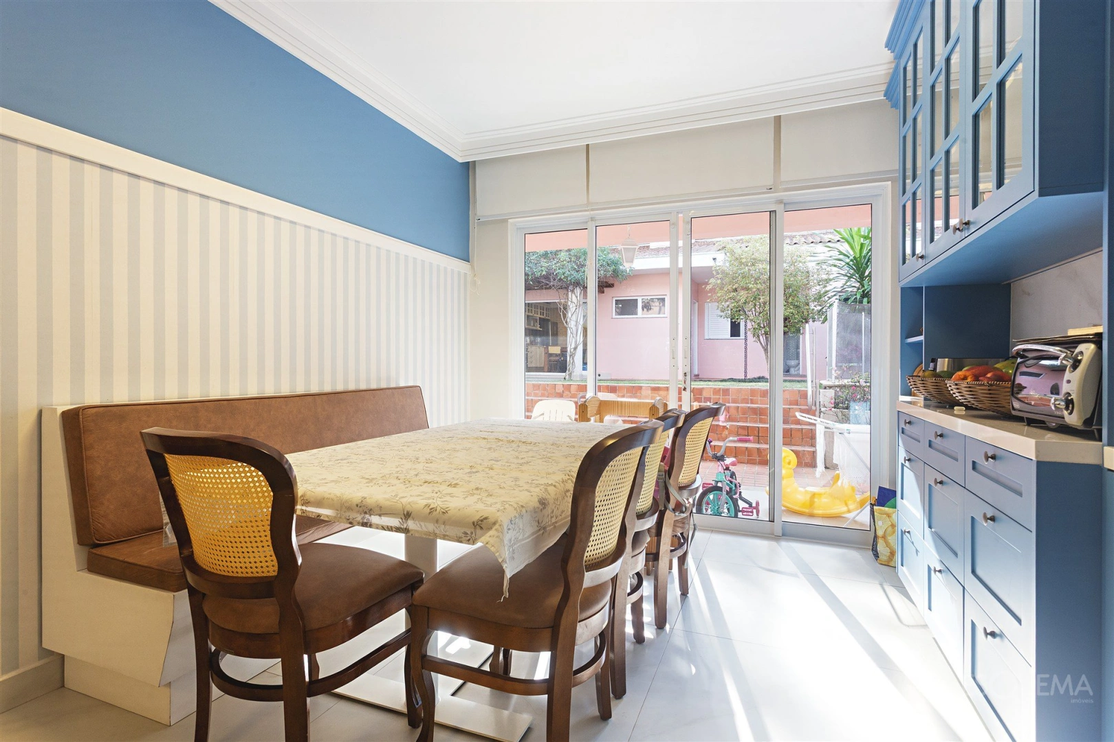 Casa com amplo jardim no Alto da Boa Vista - Imagem 9