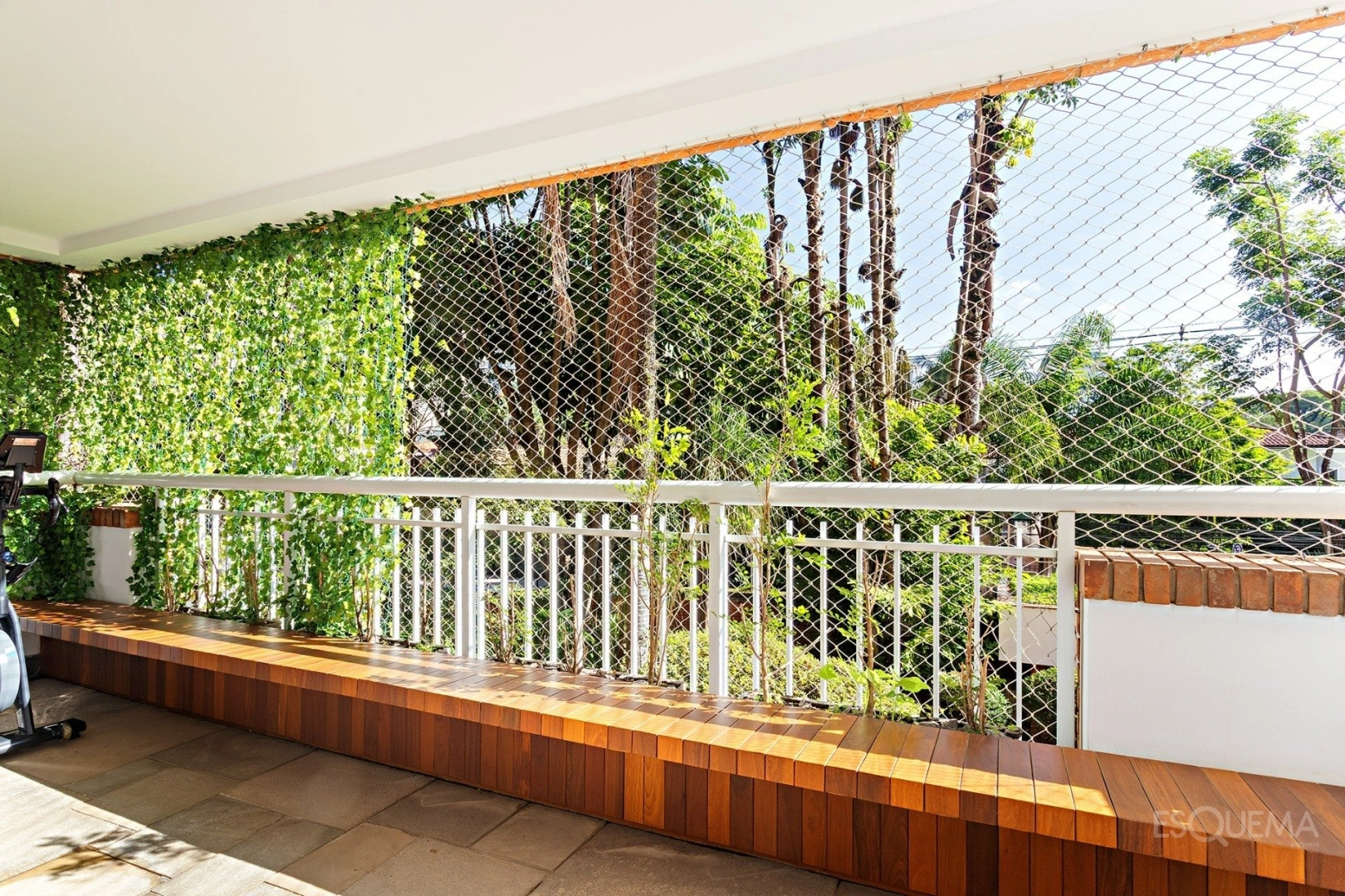 Apartamento reformado com atmosfera de casa e vista para o verde - Imagem 10