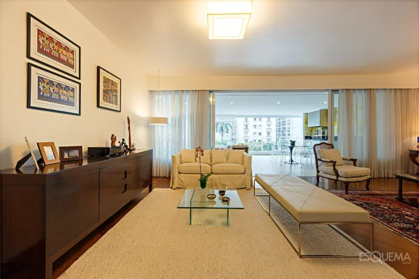 Apartamento no Itaim Bibi com 4 dormitórios e varanda gourmet