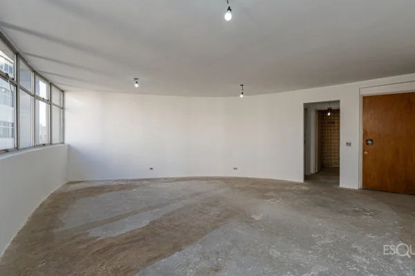 Apartamento próximo ao Clube Pinheiros e Shopping Iguatemi