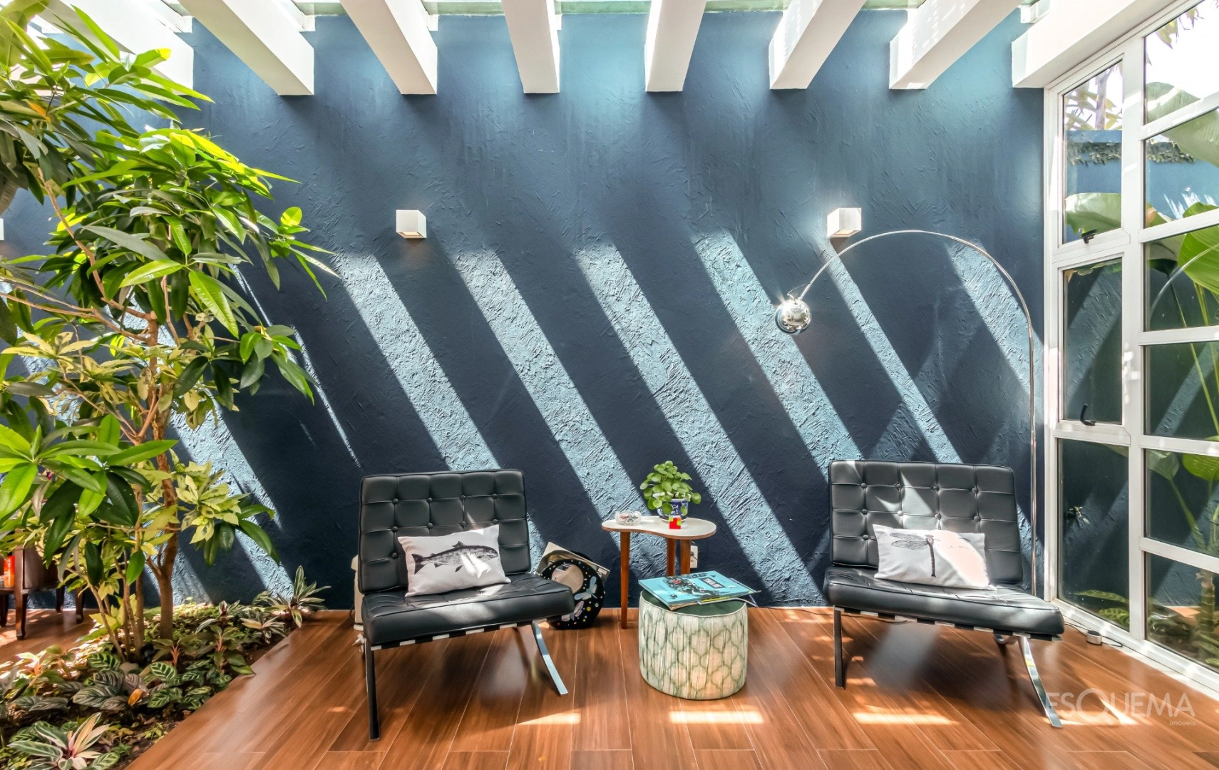 Casa cercada por verde em Alto de Pinheiros, com lazer para viver dias especiais - Imagem 3