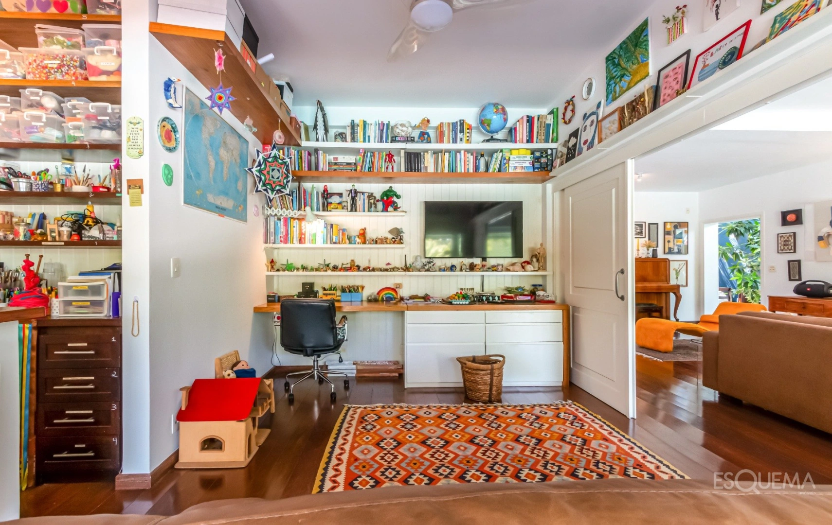 Casa cercada por verde em Alto de Pinheiros, com lazer para viver dias especiais - Imagem 8