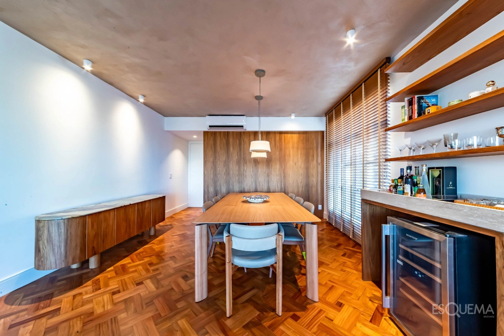 Apartamento reformado com vista aberta e acabamentos impecáveis em Pinheiros - Imagem 3