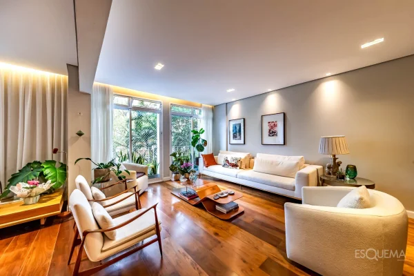 Apartamento Lindenberg reformado com vista para o verde nos Jardins