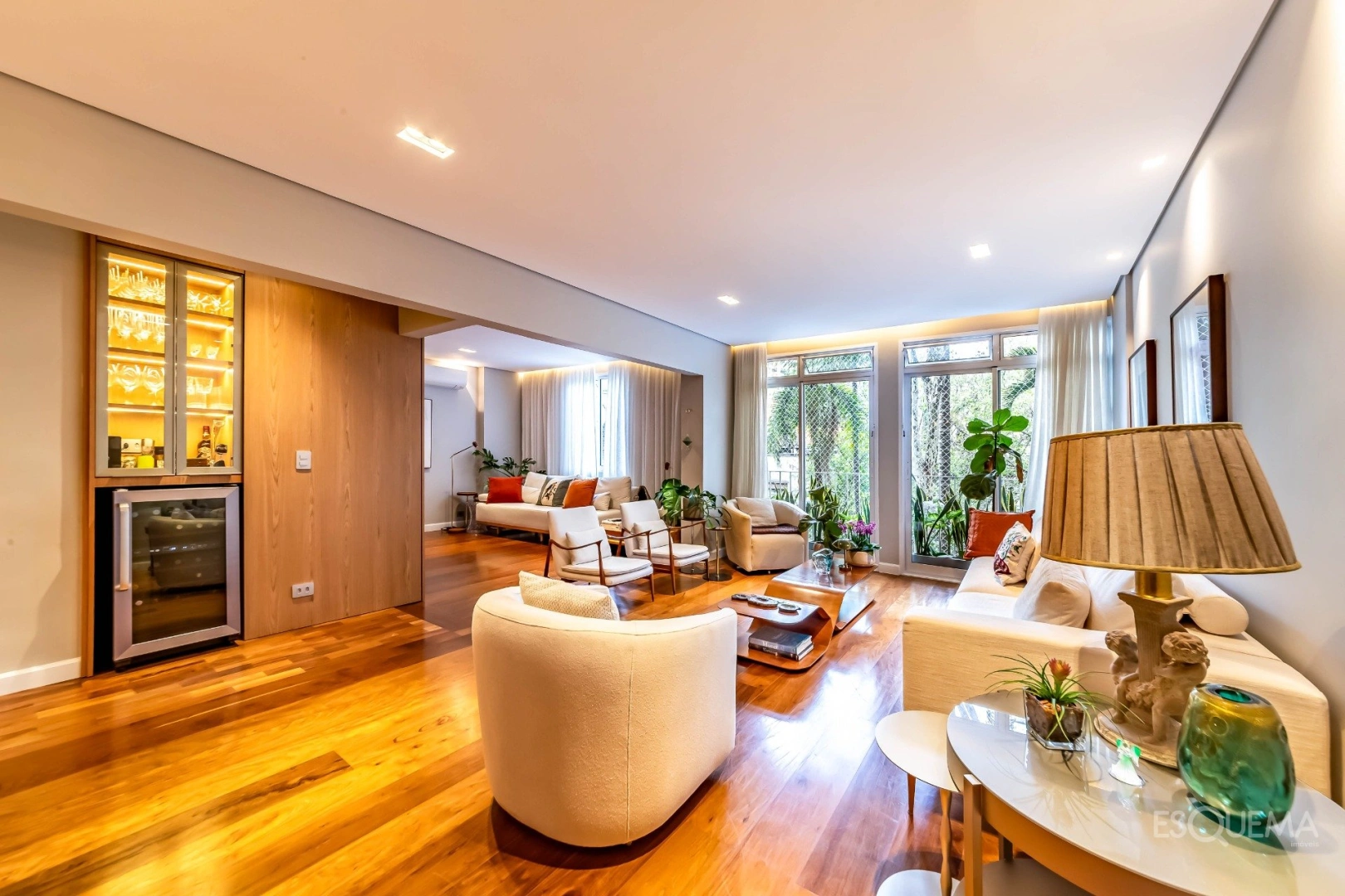 Apartamento Lindenberg reformado com vista para o verde nos Jardins - Imagem 7