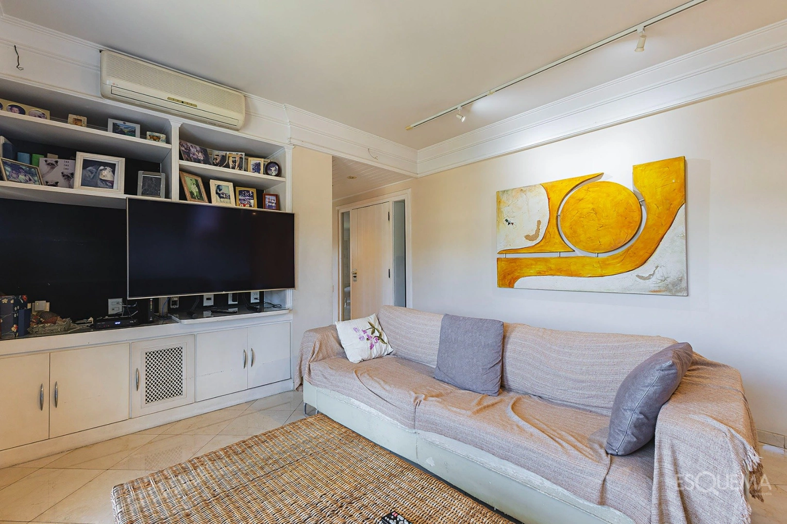 Apartamento de 251 m² com 3 suítes e excelente planta no Real Parque - Imagem 8