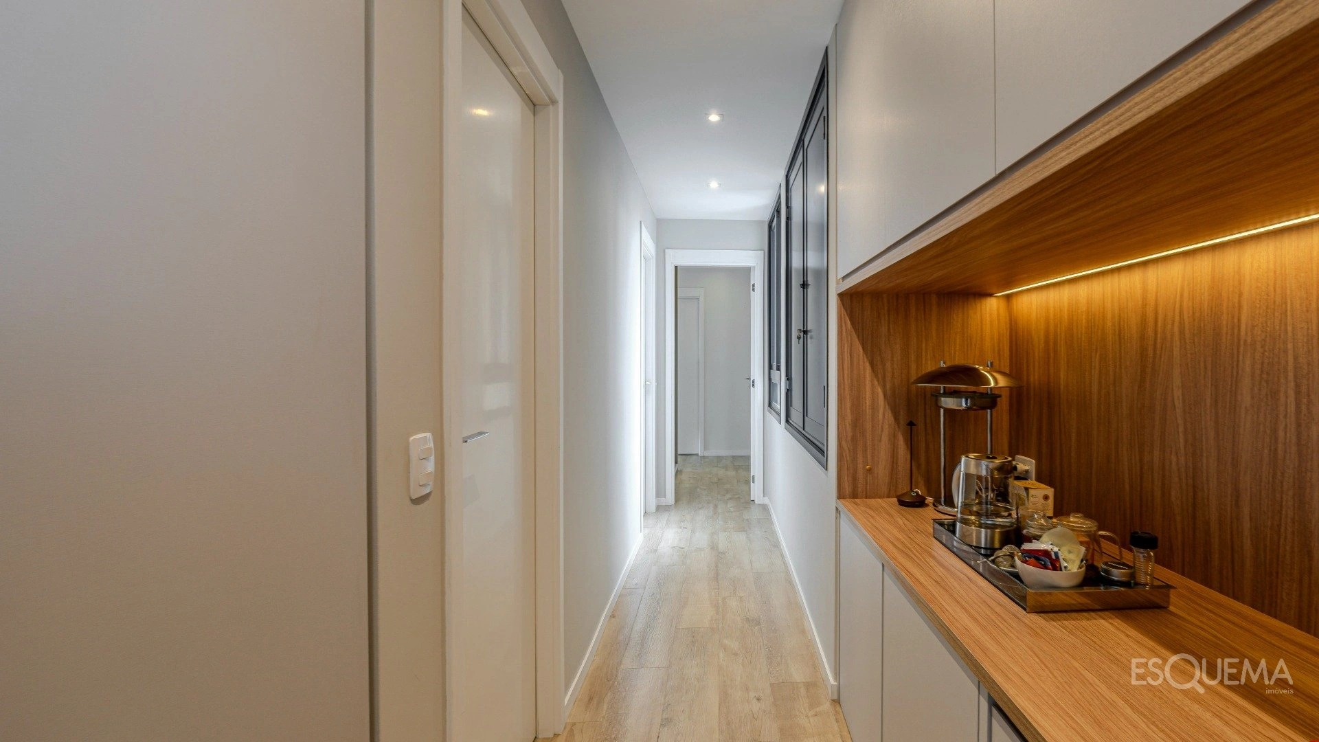 Apartamento com projeto de Arthur Casas - Imagem 13