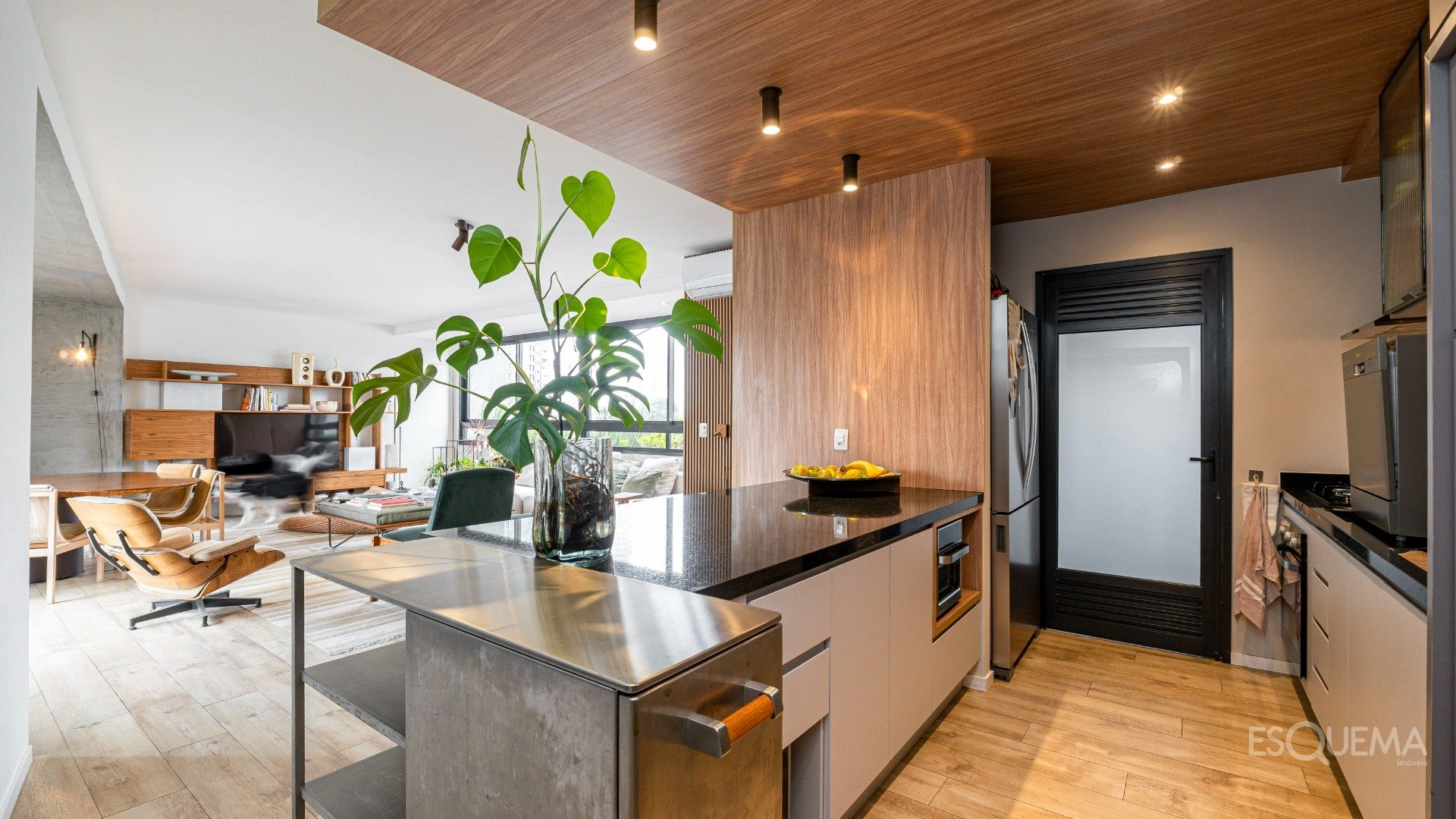 Apartamento com projeto de Arthur Casas - Imagem 6