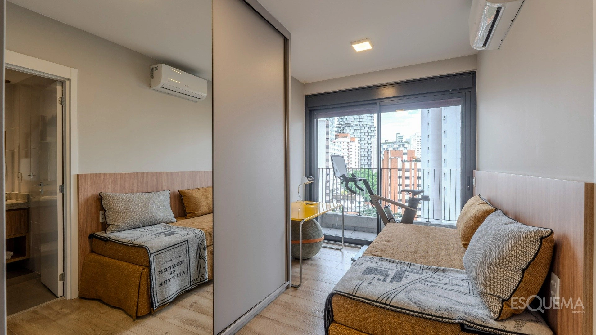 Apartamento com projeto de Arthur Casas - Imagem 9