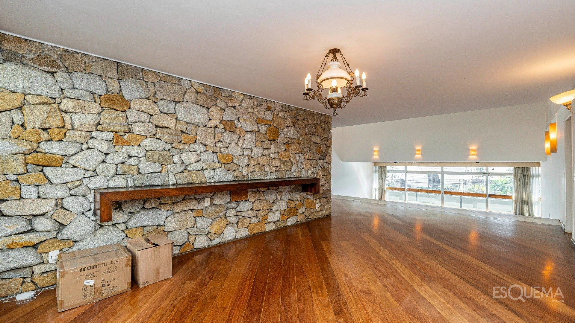 Casa à venda com 5 dormitórios no Jardim Guedala - Imagem 11