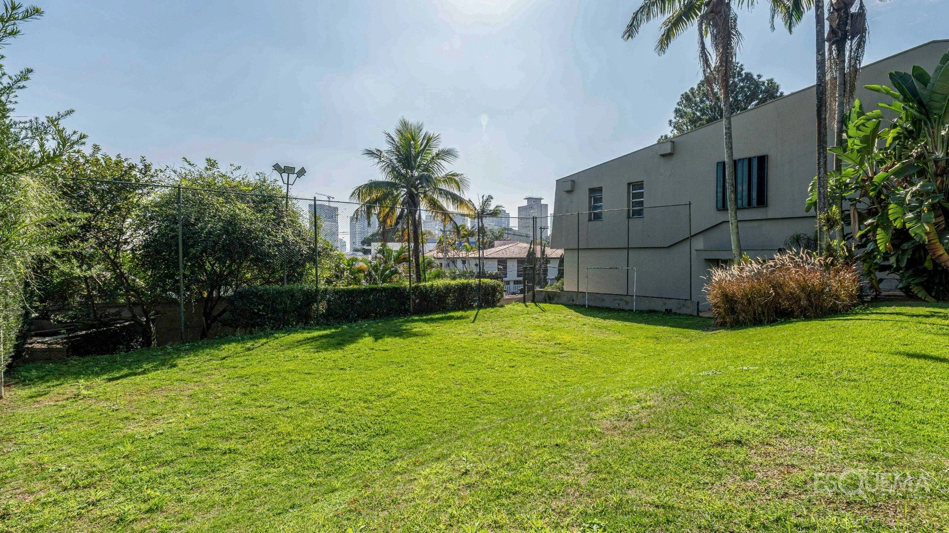 Casa à venda com 5 dormitórios no Jardim Guedala - Imagem 15