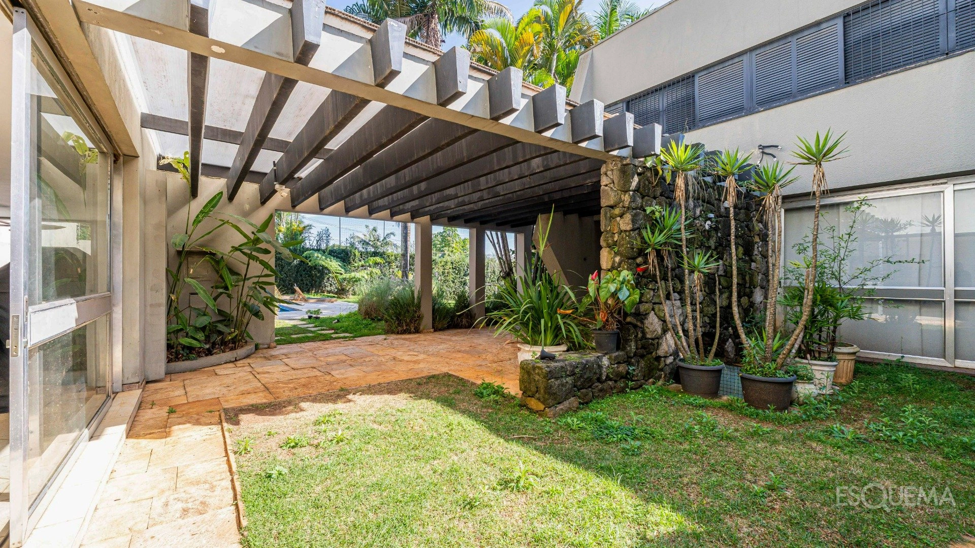 Casa à venda com 5 dormitórios no Jardim Guedala - Imagem 5