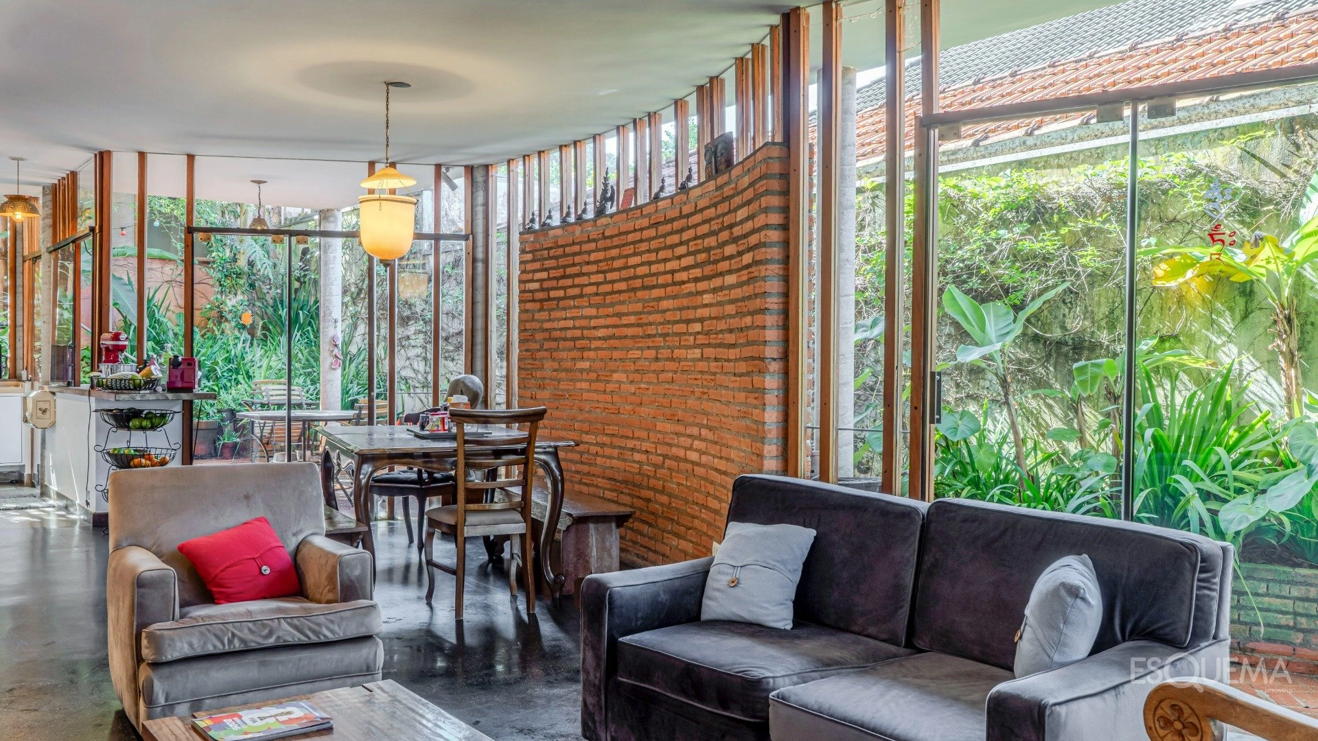Casa com projeto assinado por Ararê Sennes - Imagem 4
