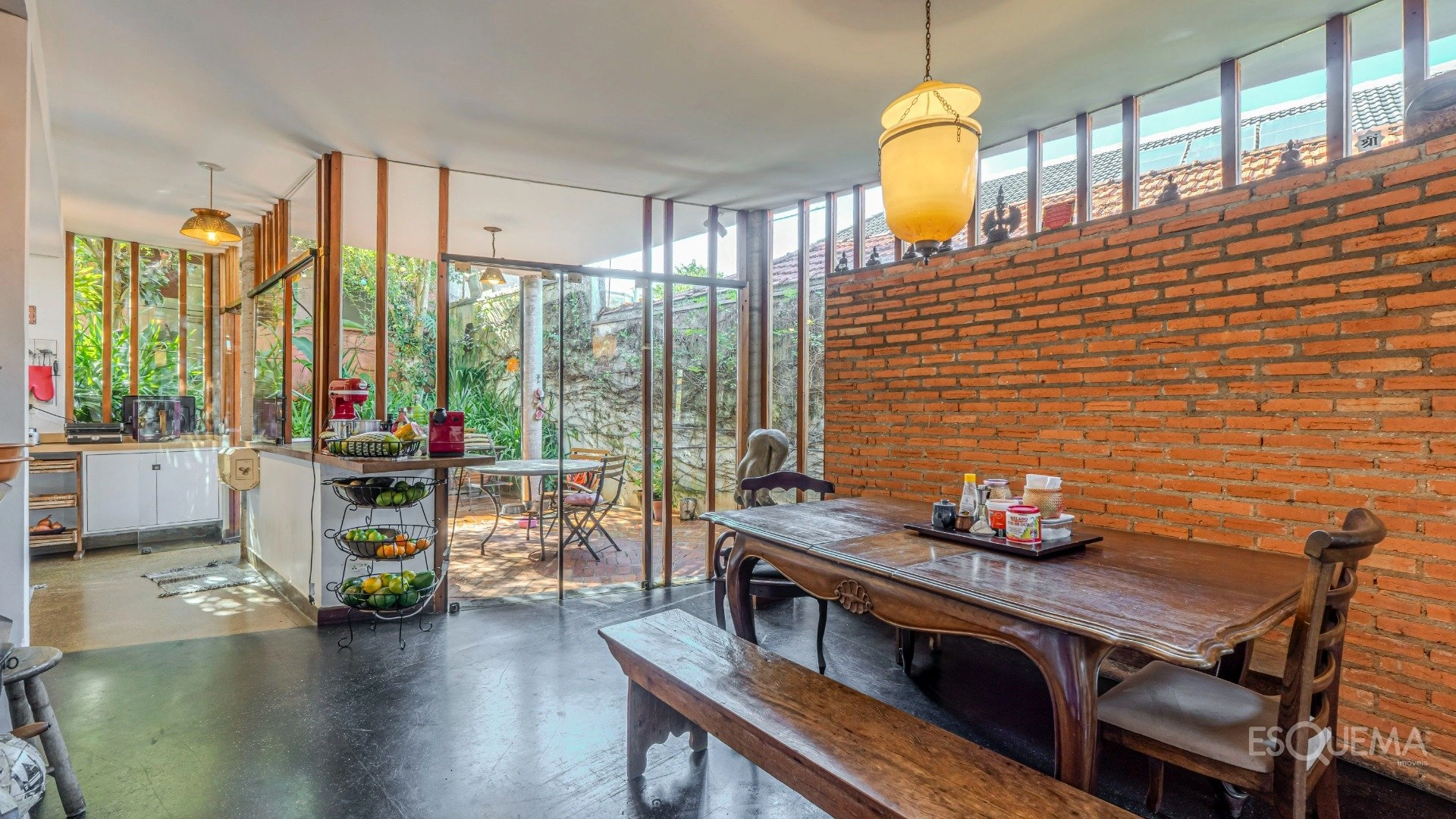 Casa com projeto assinado por Ararê Sennes - Imagem 6