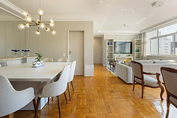 Apartamento reformado com vista livre no Jardim Paulista
