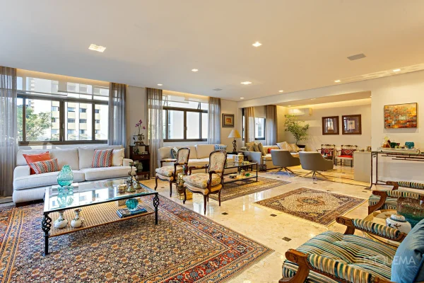 Apartamento com 3 suítes e 3 vagas nos Jardins