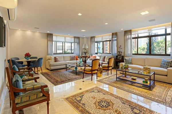 Apartamento com 3 suítes e 3 vagas nos Jardins