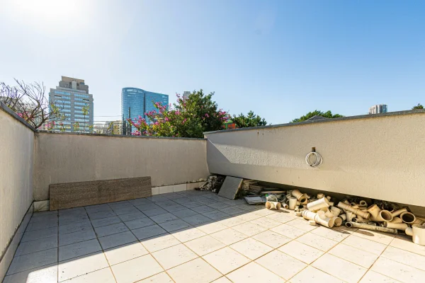 Casa comercial em avenida de grande visibilidade no Jardim Paulista