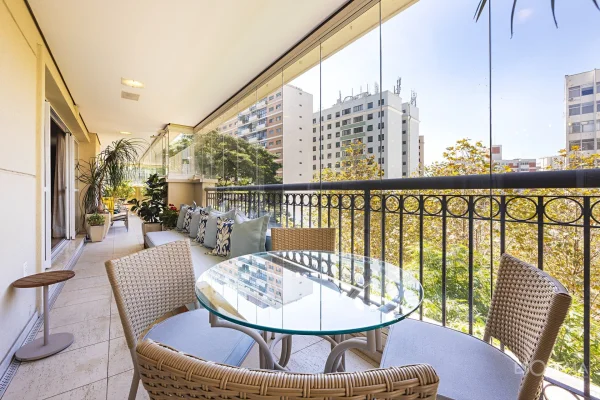 Apartamento à venda no Itaim Bibi