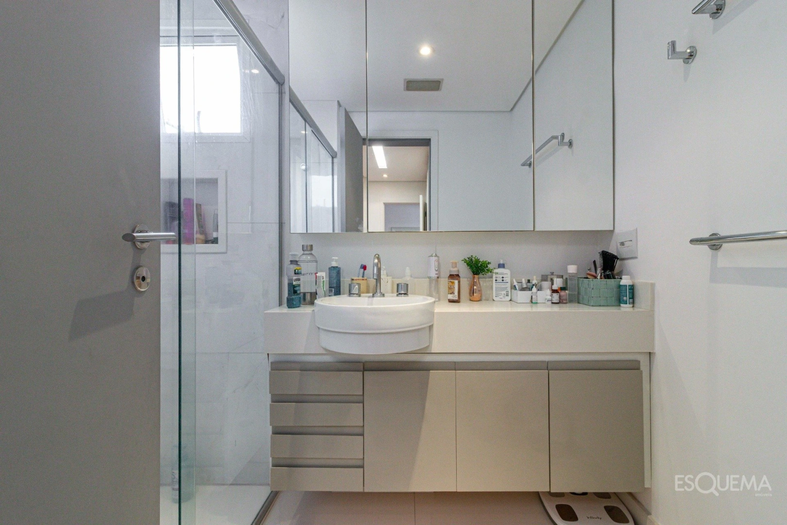 Apartamento com varanda gourmet e quadra de tênis em Pinheiros - Imagem 15