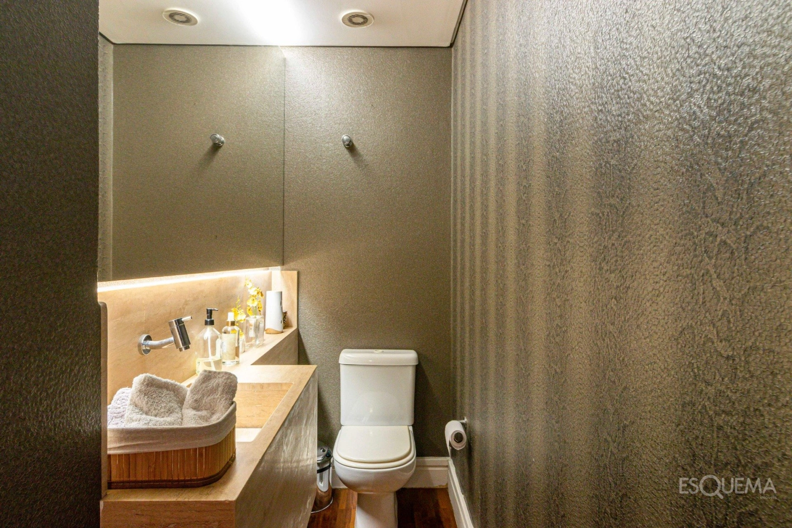 Apartamento com varanda gourmet e quadra de tênis em Pinheiros - Imagem 9