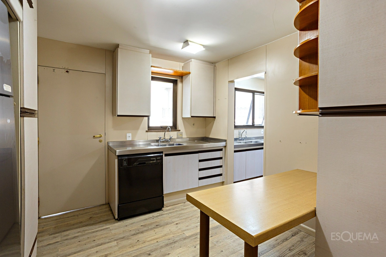Apartamento com 4 suítes em rua tranquila do Jardim Paulistano - Imagem 15