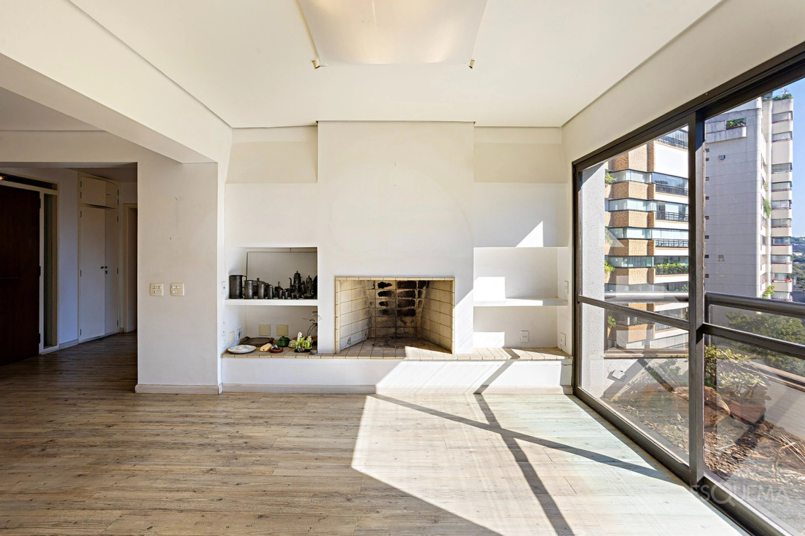 Apartamento com 4 suítes em rua tranquila do Jardim Paulistano - Imagem 6
