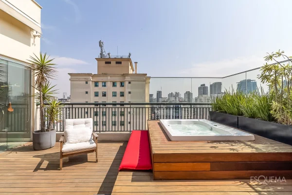 Cobertura triplex com projeto contemporâneo e terraço em Pinheiros