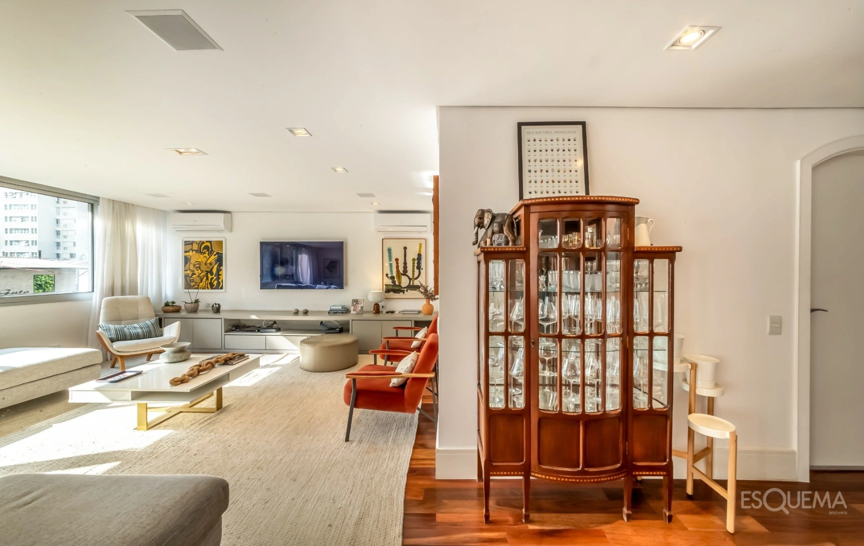 Apartamento reformado com vista para as árvores no Itaim Bibi - Imagem 3