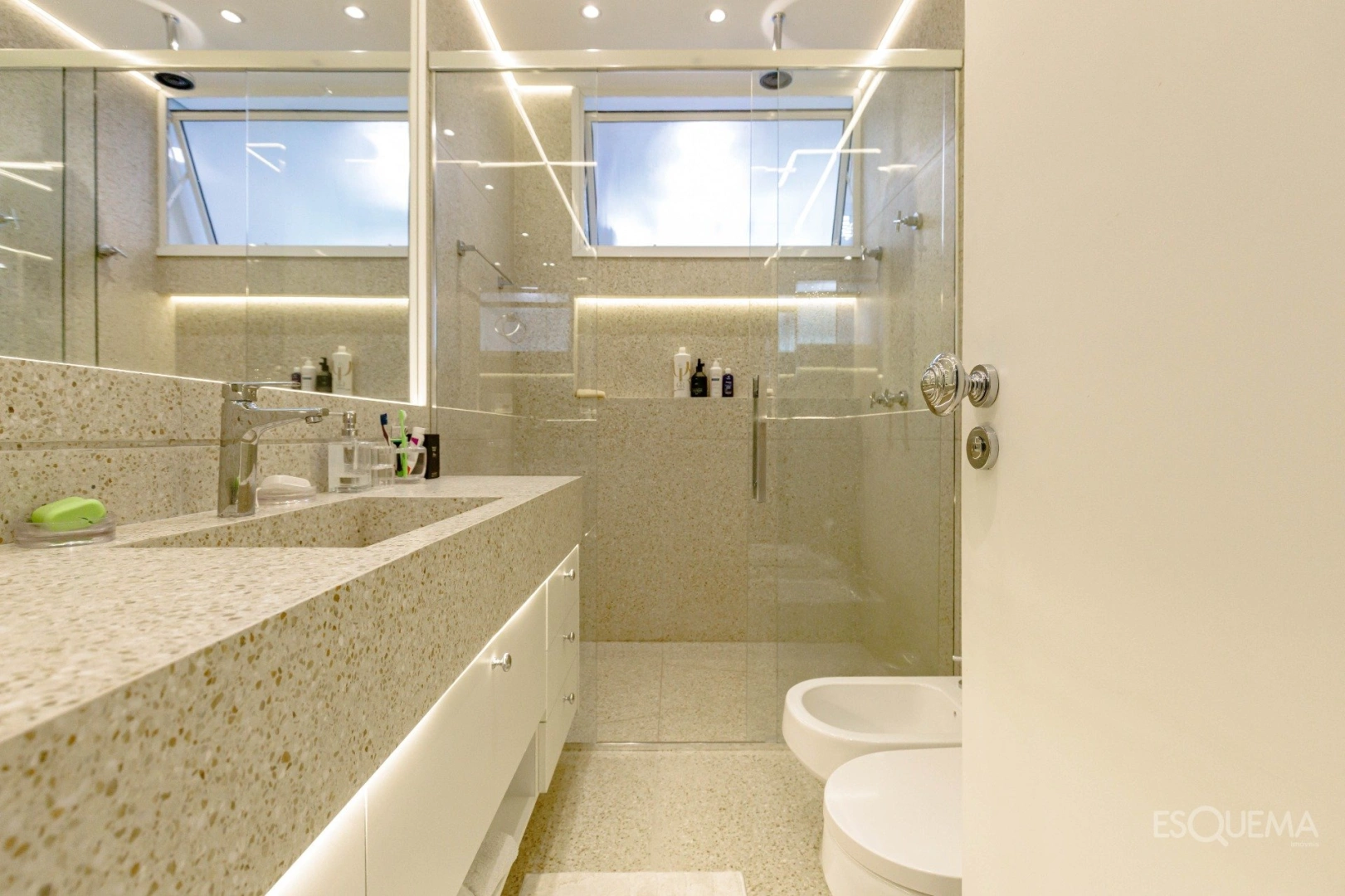 Apartamento reformado em edifício com poucas unidades - Imagem 11