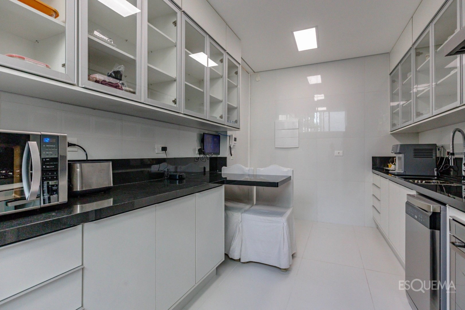 Apartamento reformado em edifício com poucas unidades - Imagem 13