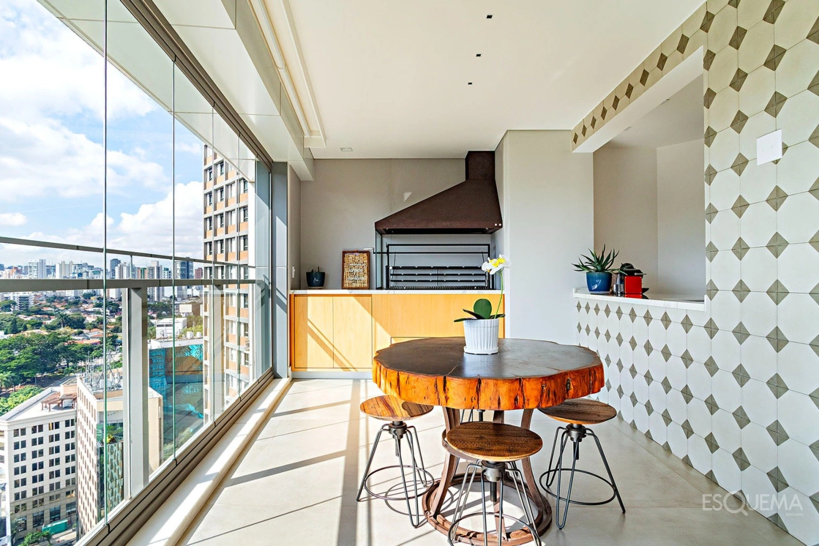 Apartamento com vista aberta entre Alto de Pinheiros e Pinheiros - Imagem 7