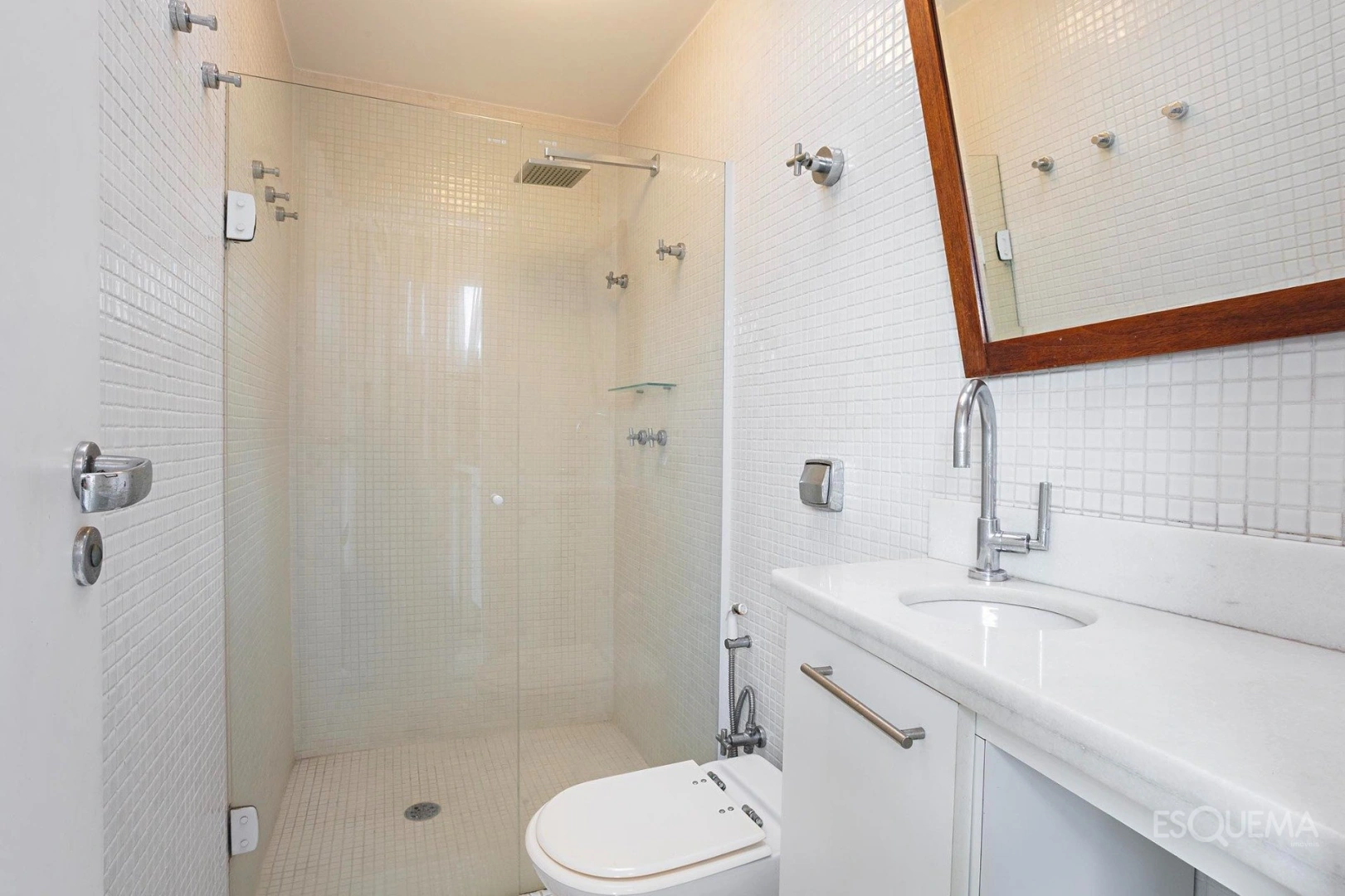 Cobertura Duplex com Piscina na Parte Plana dos Jardins - Imagem 10
