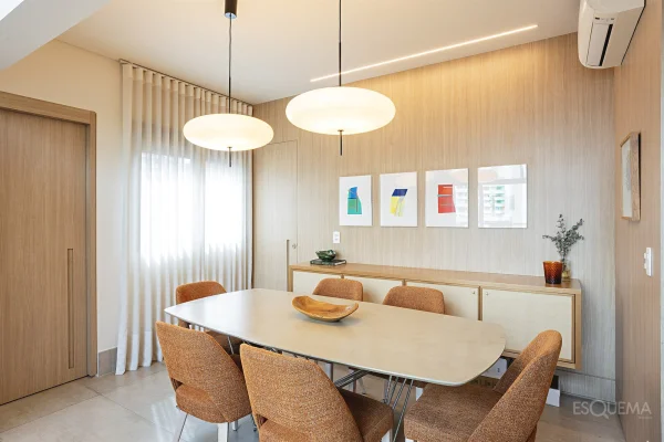 Apartamento em rua desejada do Jardim Paulistano, em edifício com lazer